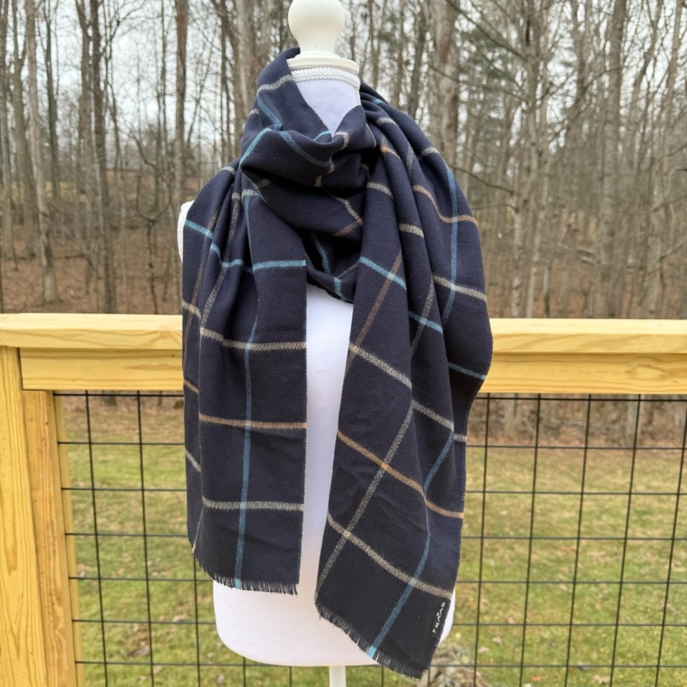 Fraas Navy and Tan Plaid Scarf